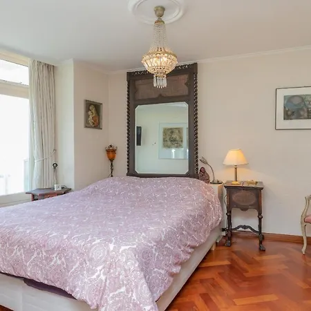 Hanneroy Apartment
