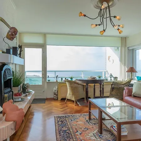 Apartment Hanneroy Zandvoort